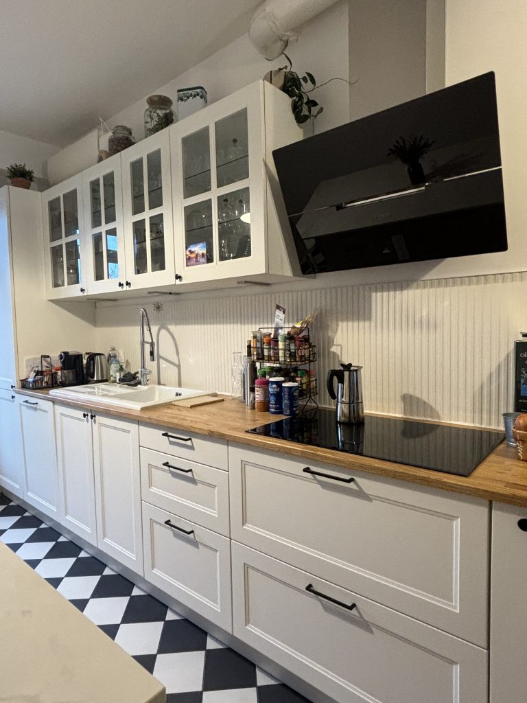 meubles de cuisine blanc vitrés